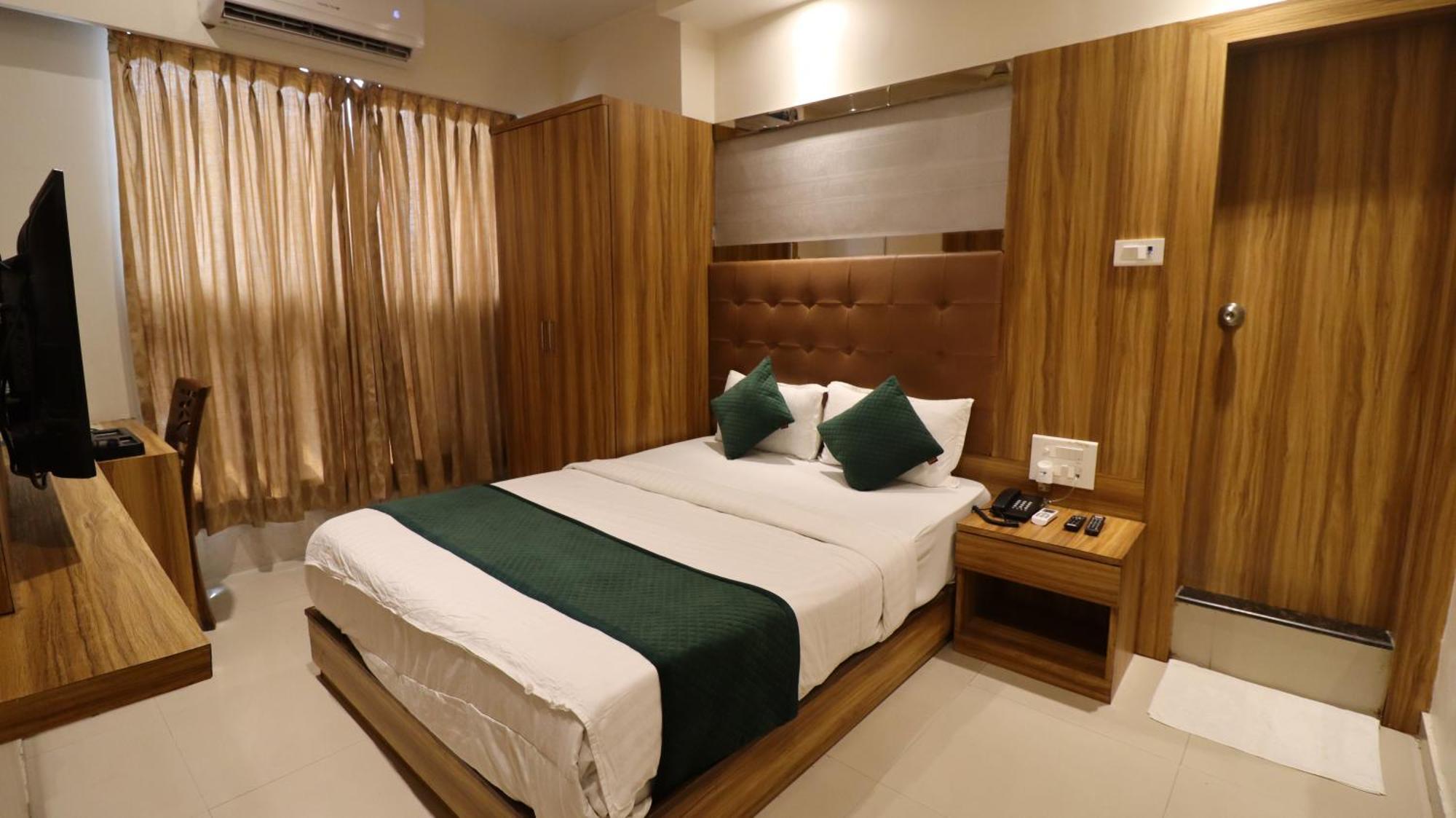 Hotel Bkc Garden - Near Us Embassy Bkc Mumbai Exterior foto