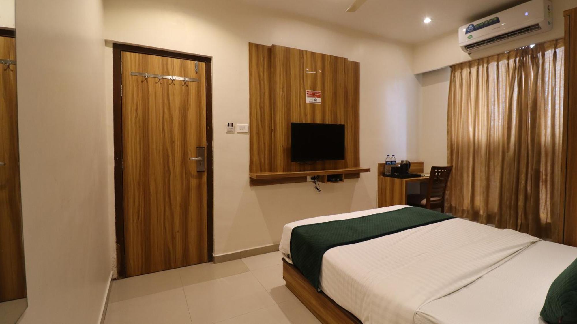 Hotel Bkc Garden - Near Us Embassy Bkc Mumbai Exterior foto