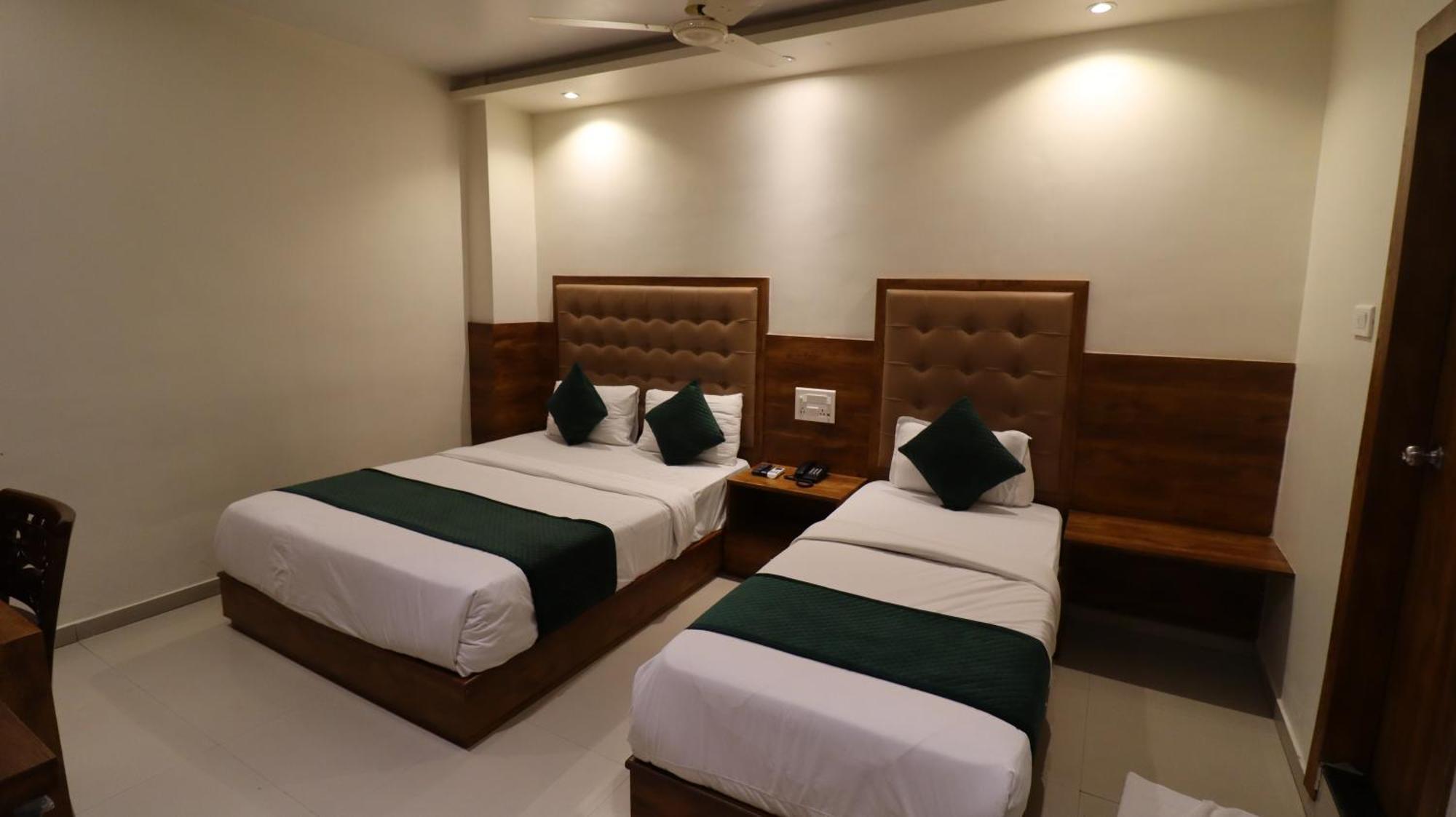 Hotel Bkc Garden - Near Us Embassy Bkc Mumbai Exterior foto
