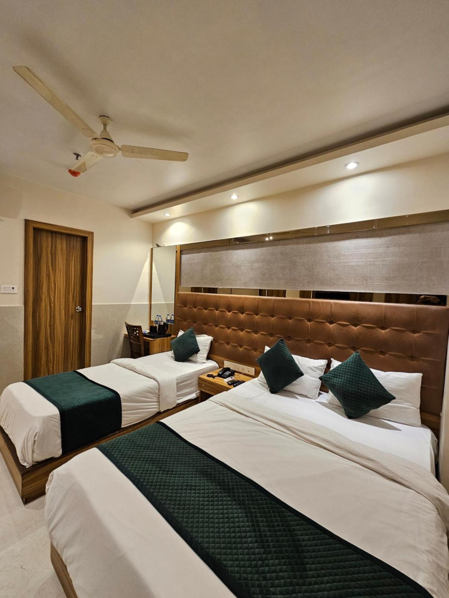 Hotel Bkc Garden - Near Us Embassy Bkc Mumbai Exterior foto