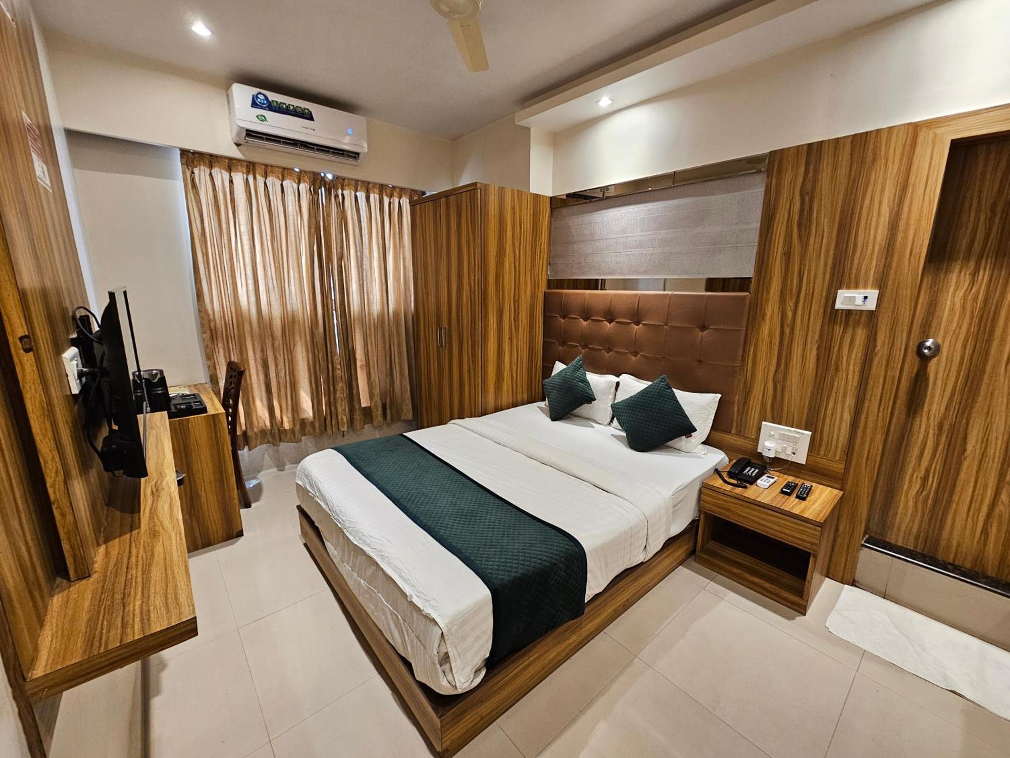 Hotel Bkc Garden - Near Us Embassy Bkc Mumbai Exterior foto